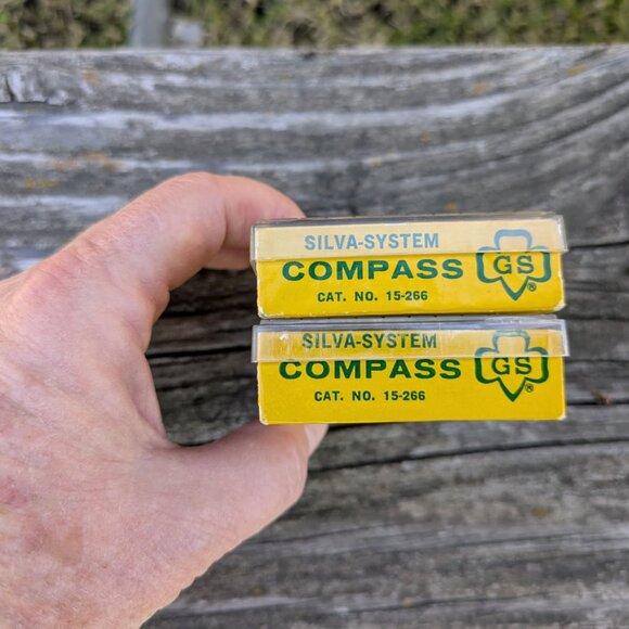 Official Girl Scout Compass Bundle of 2 Vintage - Picture 6 of 6